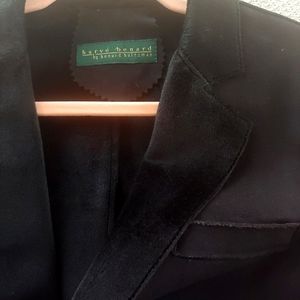 Charcoal velouria blazer 2 front patch pockets, 1 breast pocket. Approx size 10.